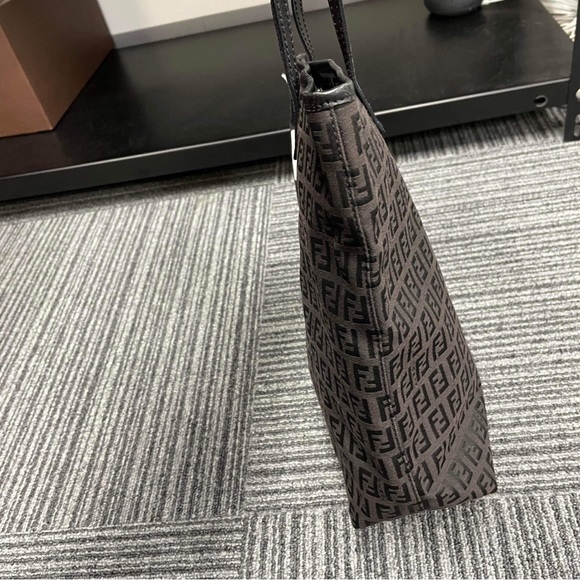 Fendi FF print tote bag - women - Leather/Nylon - Picture 3 of 16